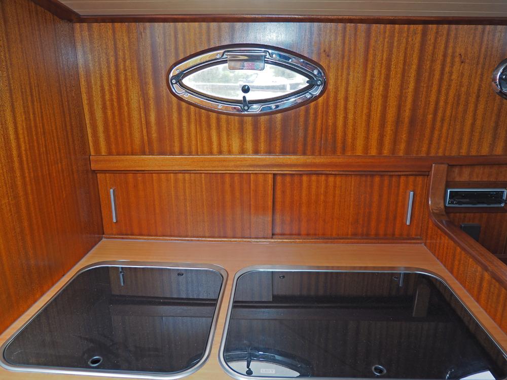 Fore ship, Accommodation